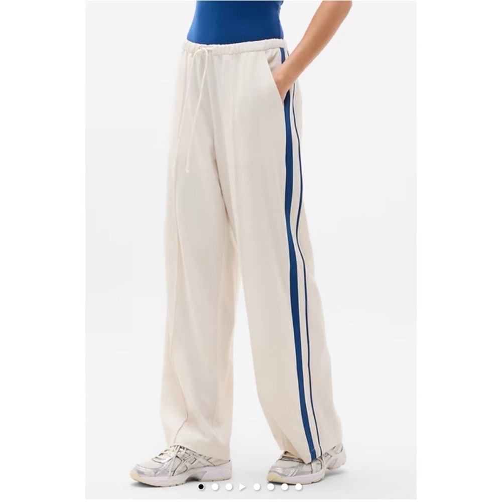 Athleta MVP Side Stripe Pant M NWT